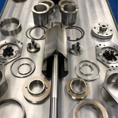 REVISIÓN Y REPARACIÓN DE COMPRESORES DE TORNILLO Y DE PISTONES, ABIERTOS Y SEMI