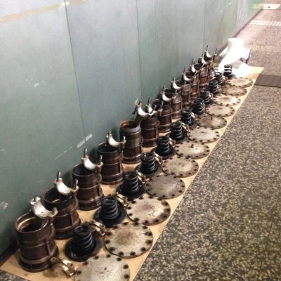 “FACILIDAD DE REALIZAR LOS TRABAJOS IN SITU PARA LOS EQUIPOS QUE REQUIEREN UNA REPARACIÓN EN LA PROPIA INSTALACIÓN”