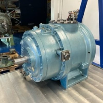 REVISIÓN Y REPARACIÓN DE COMPRESORES DE TORNILLO Y DE PISTONES, ABIERTOS Y SEMI